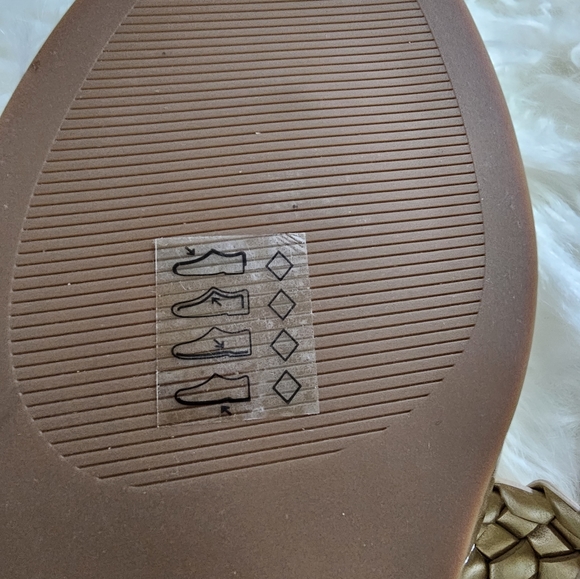 Alba Braided Metallic Faux Leather Slide Sandal - Picture 7 of 7